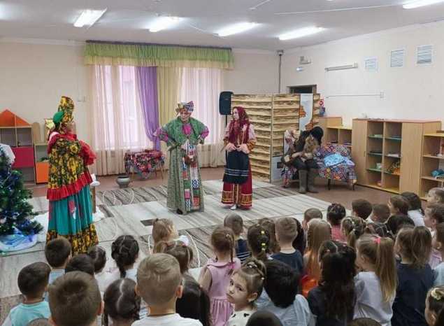 Группа «Калейдоскоп» выступила в детском саду № 88